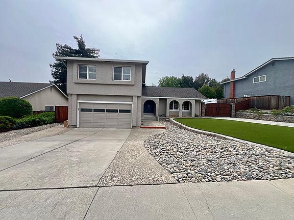 2nd image of 1440 Cerro Verde