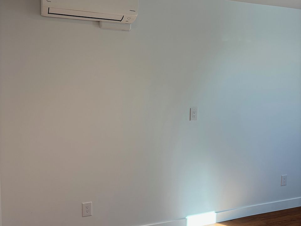 1st image of 1150 Freeman Ave #A
