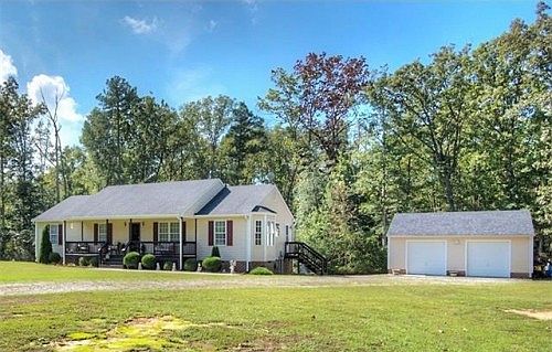 1st image of 380 Pondorosa Dr