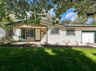 2920 S Vine St, Wichita, KS 67217