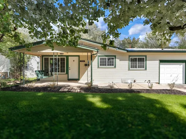 2920 S Vine St, Wichita, KS 67217