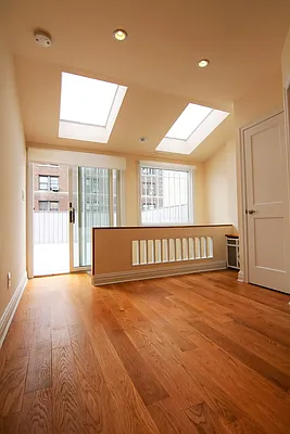 Rented by JK Dansar Corp | media 55