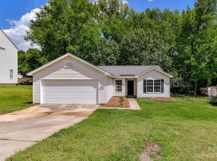 8210 Cadmium Ct, Charlotte, NC 28215