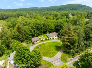1588 Route 23b, Leeds, NY 12451