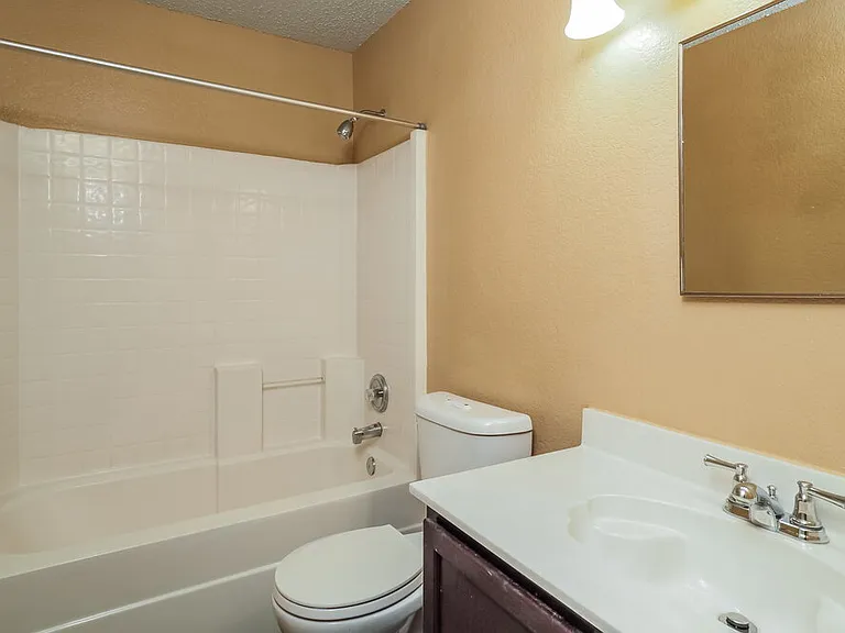 5213 Bedfordshire Dr — Photo 15