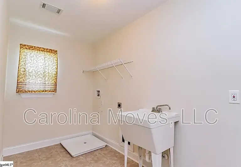 4 Cedarhill Ct — Photo 13