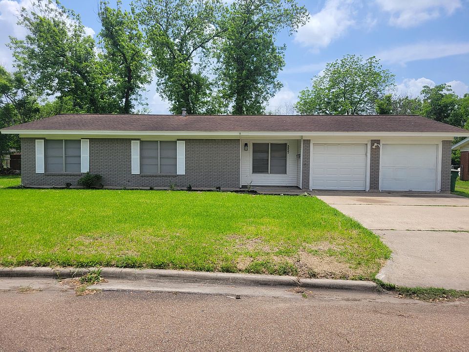 1st image of 3607 Redwood Dr