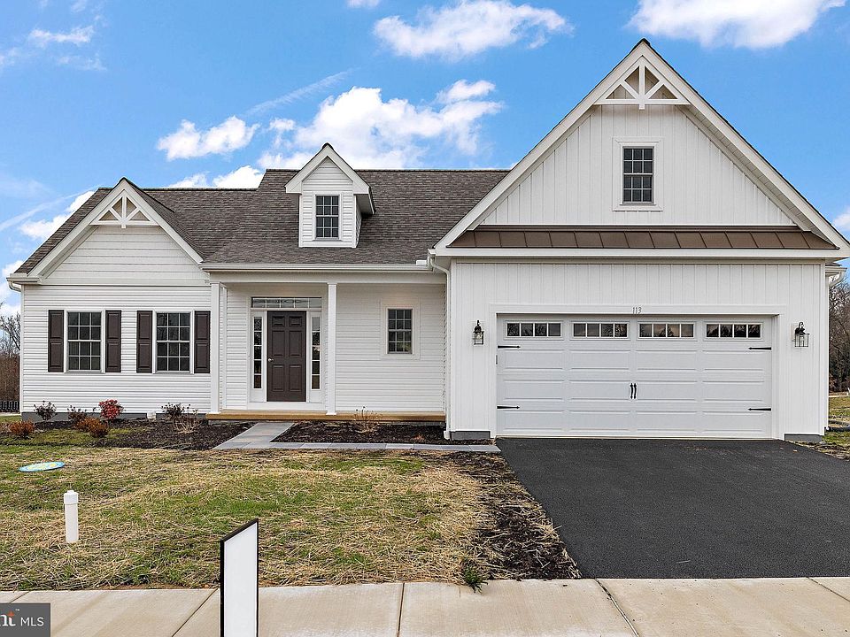 1st image of 113 Lincolnshire St Lot 104
