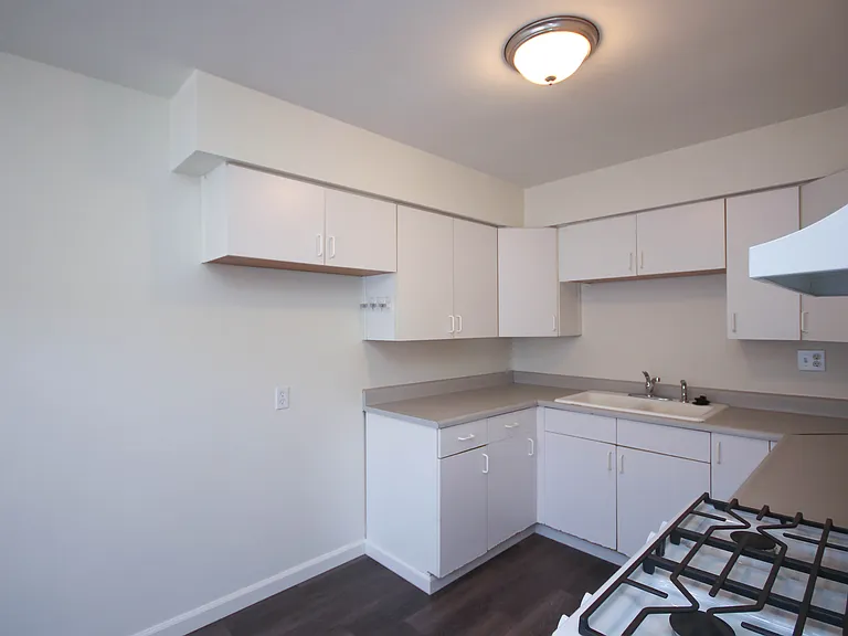 896 Magnolia Ave #5 — Photo 10