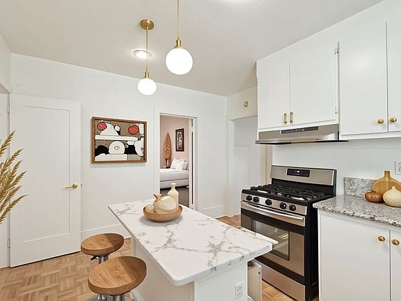 2nd image of 2027 12th St #2027