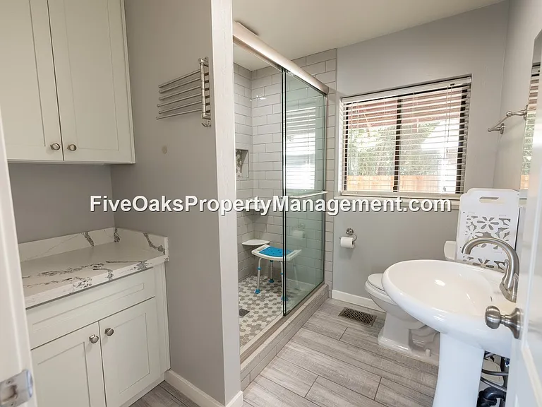 252 Folsom Rd #A — Photo 18