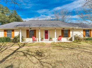 107 S Tammye Ln, Madisonville, TX 77864