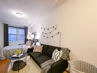 Rented by City Connections Realty