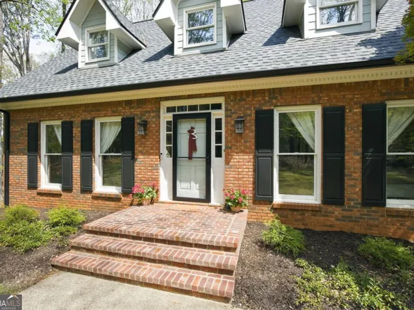 502 Riverview Ct, Woodstock, GA 30188