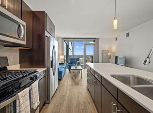 Halsted Flats, Chicago, IL 60613