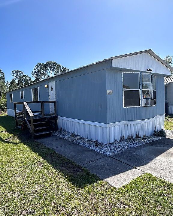 1st image of 686 Emerald Lake Dr
