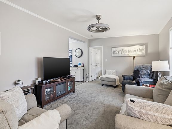 4th image of 235 Aylmer Rd #4