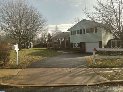 2 Lenape Ln, Telford, PA, 18969