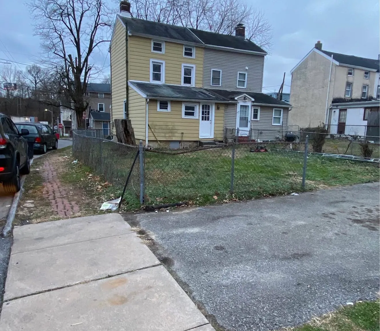 3 bed, 1048 sqft, $1,450 — Photo 2