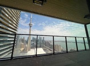 3 Concord Cityplace Way #5310, Toronto, ON M5V 3V4