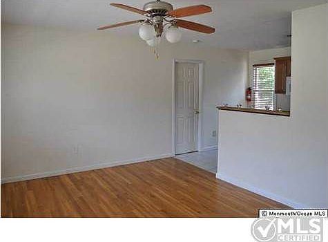 4th image of 30 Parkway Blvd