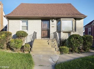 1433 Kenilworth Dr, Calumet City, IL