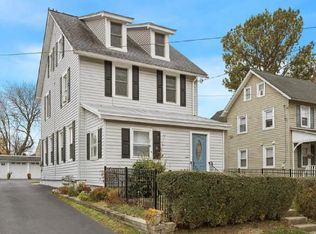 27 S Merion Ave Floor 2, Bryn Mawr, PA 19010