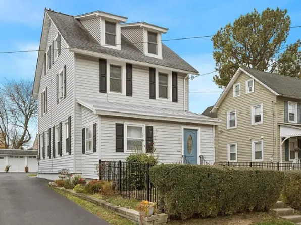 27 S Merion Ave Floor 2, Bryn Mawr, PA 19010