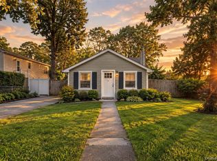 3 Elmwood Ave, Selden, NY 11784