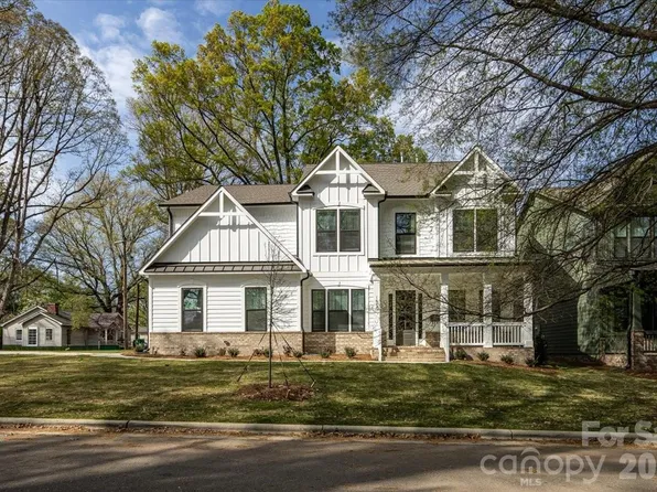 1607 Chippendale Rd, Charlotte, NC 28205