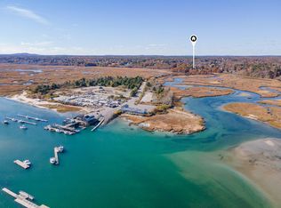 105 Harbor Rd, Wells, ME 04090