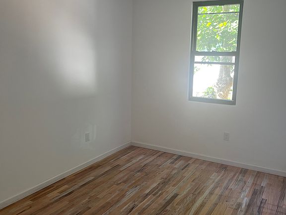 4th image of 979 Post Ave Floor 2