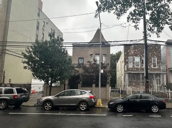1305 Hoe Avenue, Bronx, NY 10459