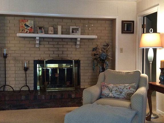 3rd image of 3587 N Hidden Valley St