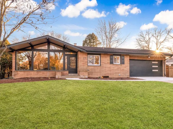 10817 West Courtland AVENUE, Wauwatosa, WI 53225