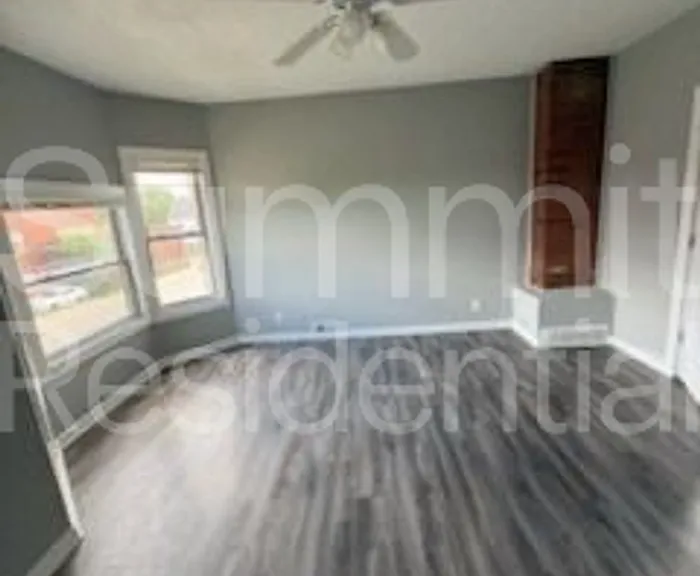 6901 Madison Ave #C — Photo 2