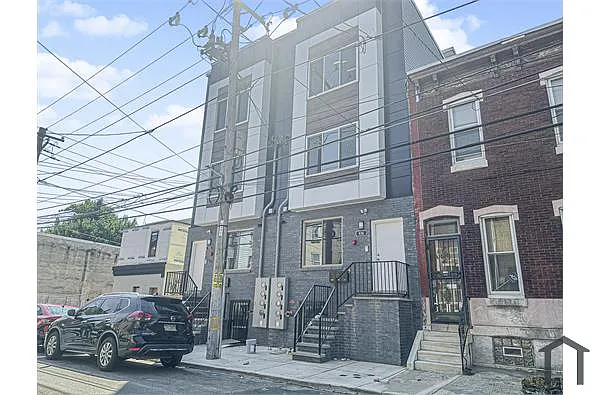 Building Photo - 934 W Dauphin St #1