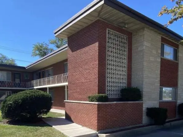 9115 W Cermak Rd APT 1, Riverside, IL 60546