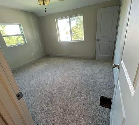 3rd image of 1096 22nd Ave