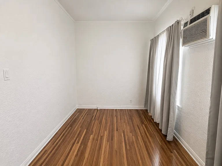 339 N Ogden Dr #1/2 — Photo 19