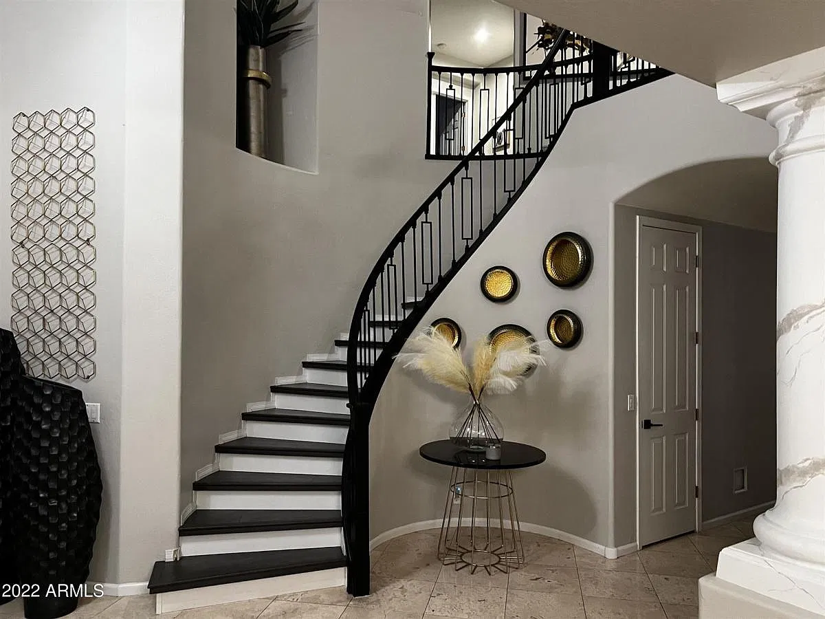4 bed, 3800 sqft, $5,000 — Photo 4