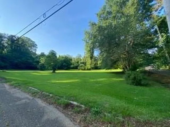 195 E Laurel St, Magnolia, MS 39652