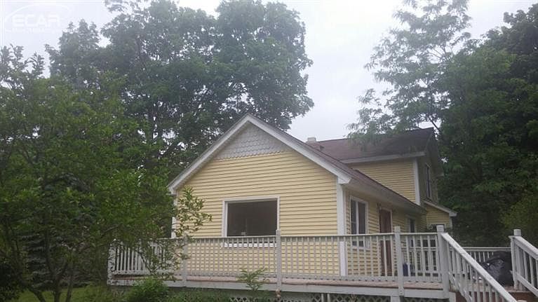 2nd image of 115 W Main St