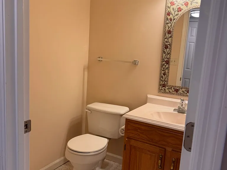 1/2 bath
