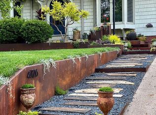 4126 Sheridan Ave, Des Moines, IA 50310