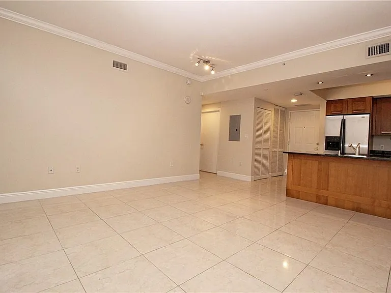 4100 Salzedo St #512 — Photo 5