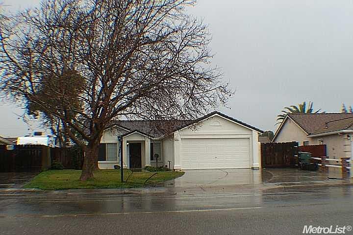 1st image of 377 S Maag Ave