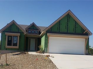 22172 W 93rd Ter, Lenexa, KS 66220