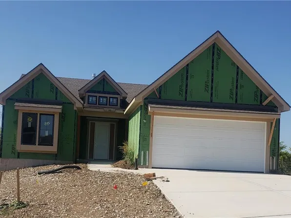 22172 W 93rd Ter, Lenexa, KS 66220