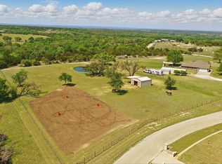 202 Hill Valley Dr, Stephenville, TX 76401